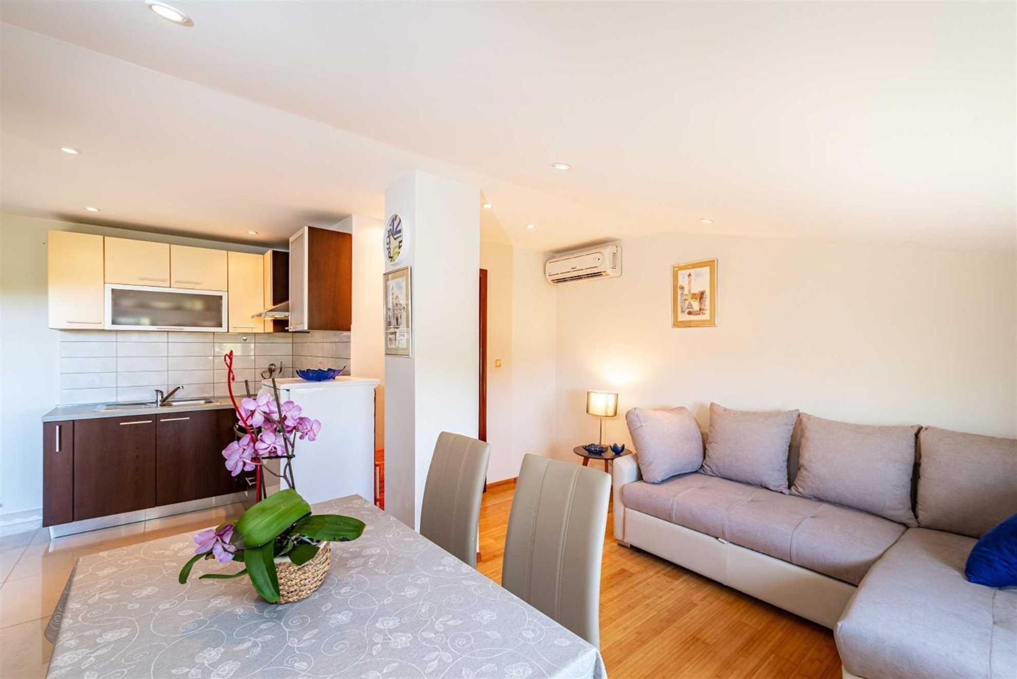 Apartment House Simoni With Pool, Zadar County Privlaka  Exterior foto