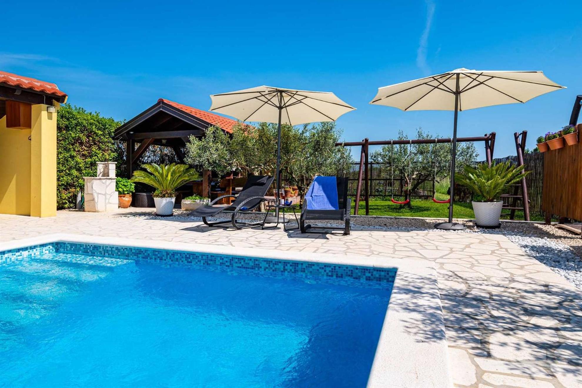 Apartment House Simoni With Pool, Zadar County Privlaka  Exterior foto