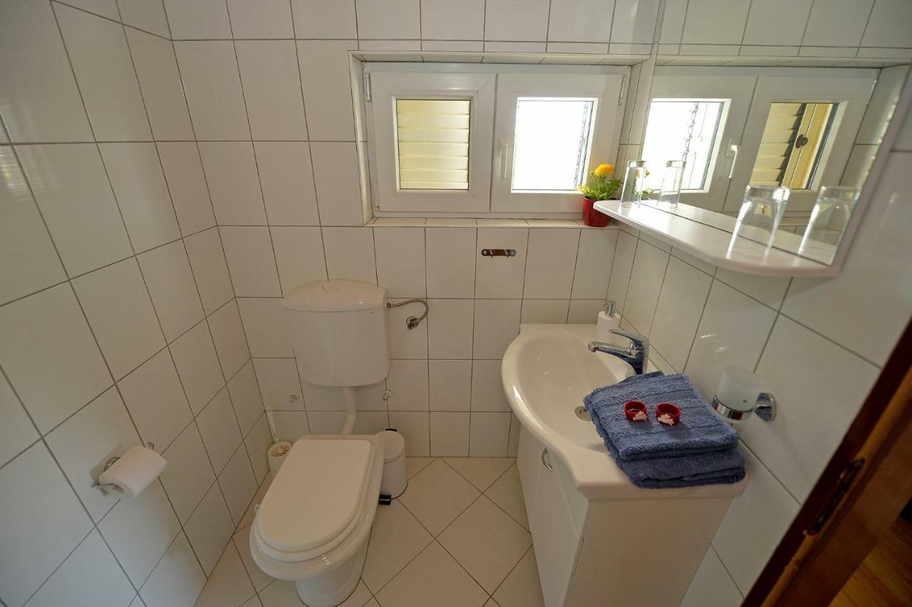 Apartment House Simoni With Pool, Zadar County Privlaka  Exterior foto