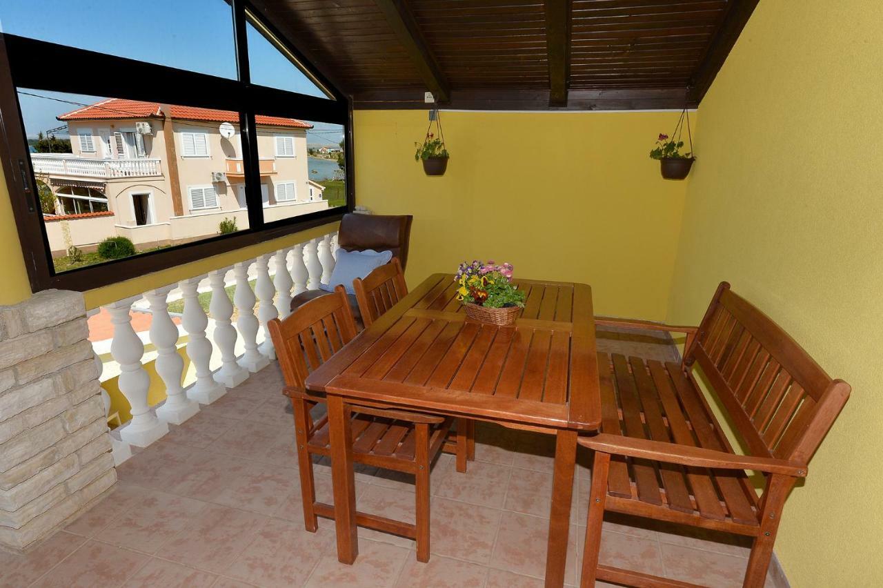 Apartment House Simoni With Pool, Zadar County Privlaka  Exterior foto